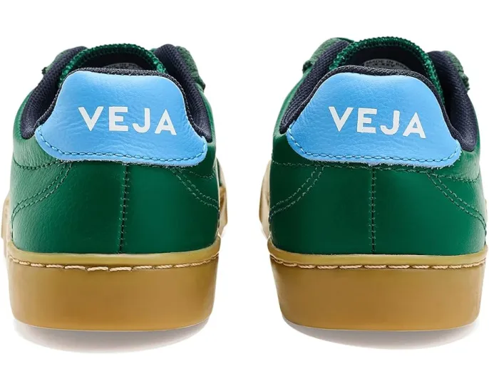 Детские кроссовки VEJA Kids Small Volley из органической кожи