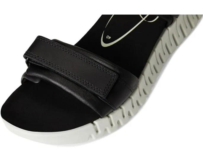 Сандалии ECCO Gruuv Sol с тройным ремешком и технологией FLUIDFORM