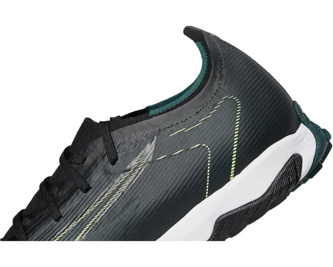 Футбольные бутсы PUMA Ultra 6 Match Turf с сетчатым верхом для искусственного покрытия