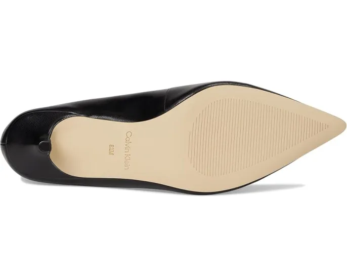 Туфли Calvin Klein Voneta на каблуке kitten heel с острым носком