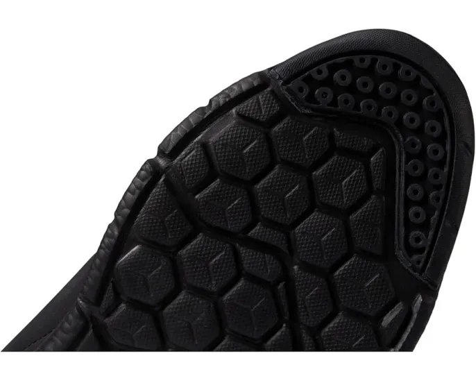 Кроссовки Oakley Dry с сетчатыми вставками и удобной стелькой CELLFIT