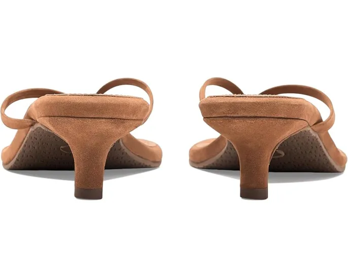 Сандалии TKEES Square Toe Julia Suede на низком каблуке