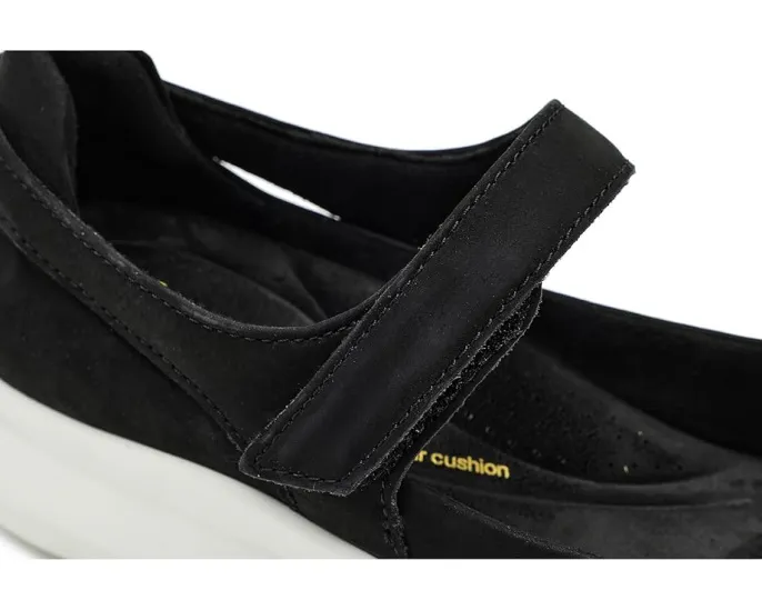 Повседневные туфли Clarks Lynell Strap с ремешком на липучке и клиновидным каблуком