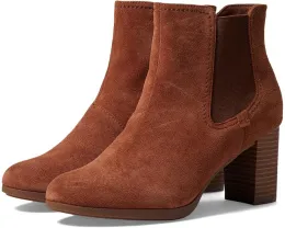 Ботинки Clarks Bayla Rose на устойчивом каблуке с миндалевидным носком