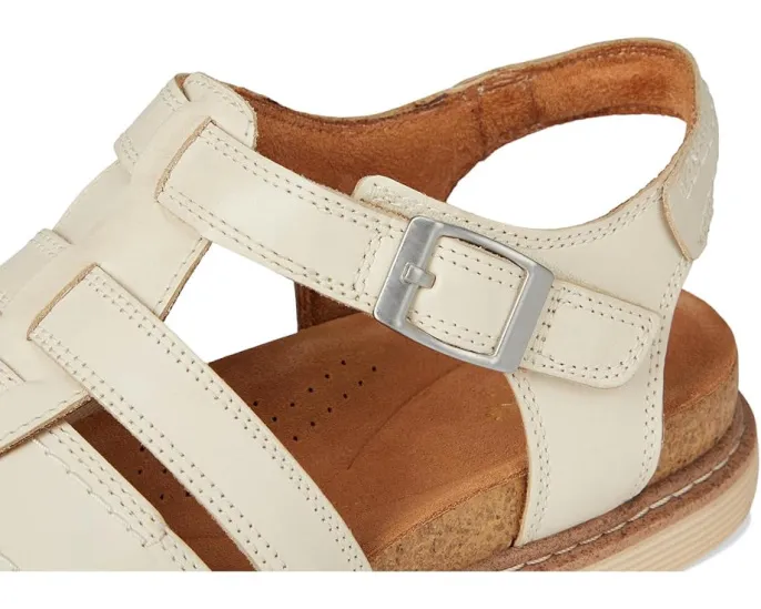 Сандалии Clarks Arwell Sun из кожи с цепкой подошвой