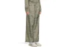 Брюки-джоггеры adidas by Stella McCartney с принтом крокодила и поясом на шнурке