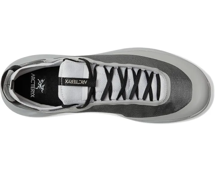 Кроссовки Vertex Alpine с цельным мыском и подошвой Vibram MegaGrip