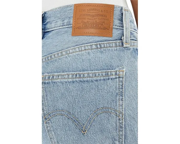 Джинсы Levi's Dad Jean с резинкой на талии и прямым кроем