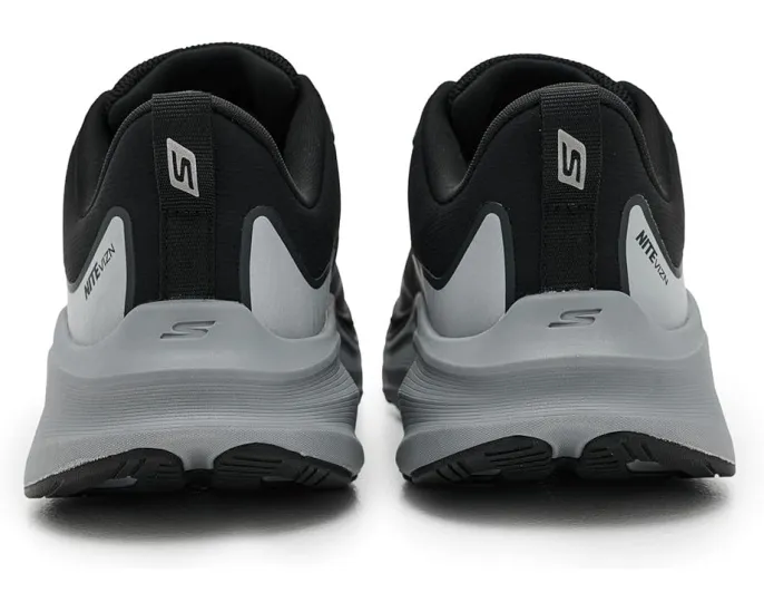 Водонепроницаемые кроссовки SKECHERS Max Run Vorteza для бега