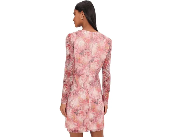 Платье Printed Metallic Crinkle с драпировкой от Adrianna Papell