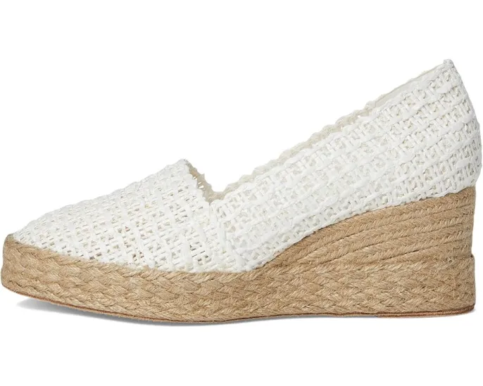 Босоножки Andre Assous Patti на танкетке из рафии