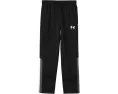 Детские зауженные брюки Under Armour Brawler 3.0 с контрастными полосами