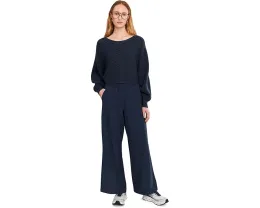 Короткий свитер Beyond Yoga Ready For Barre Cropped Sweater с вафельной вязкой и широким вырезом