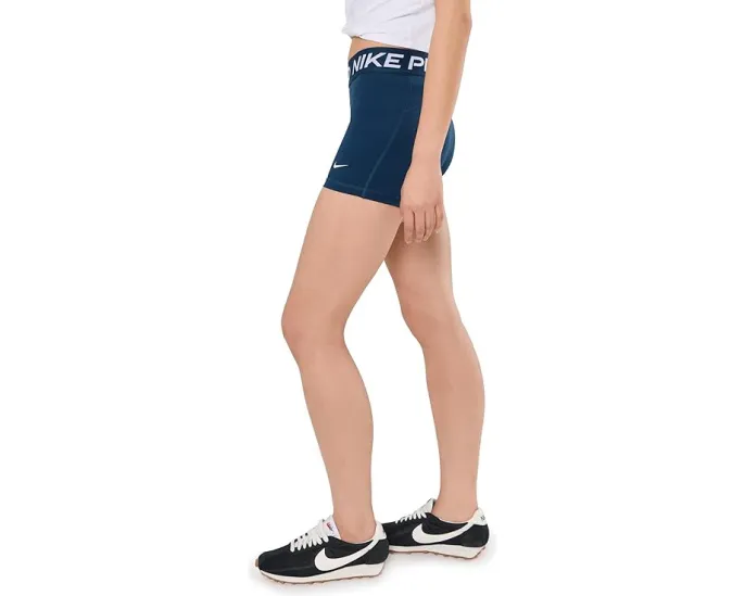 Легкие и эластичные шорты для велоспорта Nike Pro 3 дюйма (7.62 см) с технологией Dri-FIT
