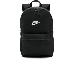 Рюкзак Heritage Backpack 2.0 от Nike с несколькими карманами