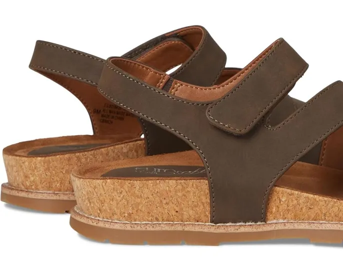 Сандалии Gibbs от EuroSoft на клиновидном каблуке с двумя ремешками