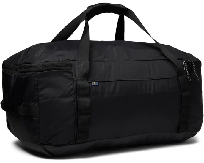 Дорожная сумка Fjällräven High Coast Duffel 36 с двумя вариантами переноски