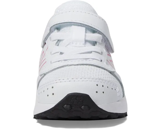 Кроссовки New Balance Fresh Foam 650 на шнурках с верхней липучкой для малышей