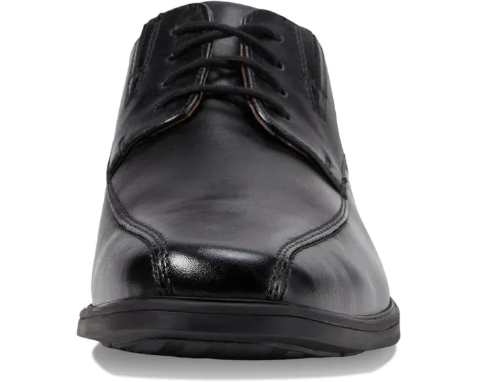Оксфорты Clarks Tilden Walk с эластичными вставками и стелькой OrthoLite