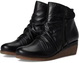 Ботинки Mayleen с плиссировкой и кисточкой на молнии от Miz Mooz