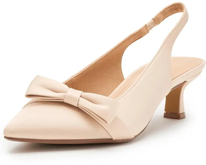 Туфли Paloma на низком каблуке kitten heel с мысом и ремешком через пятку
