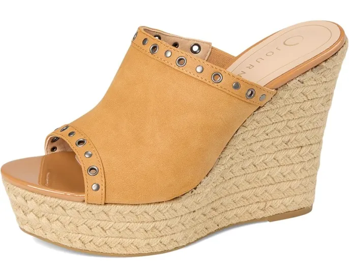 Сандалии Yari на танкетке в стиле эспадрильи от Journee Collection