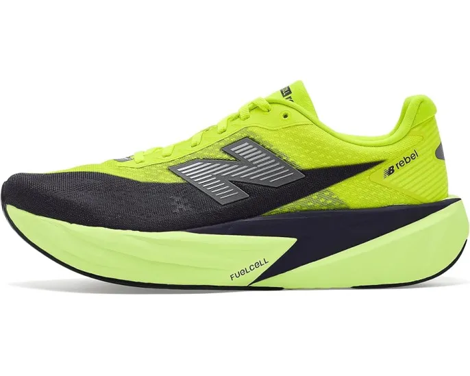 Беговые кроссовки New Balance FuelCell Rebel v5 с технологией FuelCell
