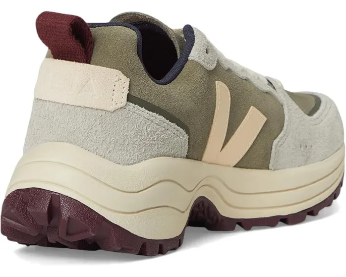 Кроссовки VEJA Venturi II из переработанных материалов