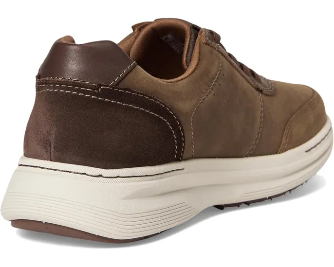 Кроссовки Clarks Craftwell Lace с эластичной шнуровкой и стелькой для комфорта