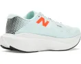 Беговые кроссовки New Balance FuelCell SuperComp Trainer v3 с карбоновой пластиной