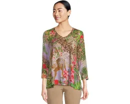 Футболка с V-образным вырезом и рукавом 3/4 The Janie Favorite от Johnny Was