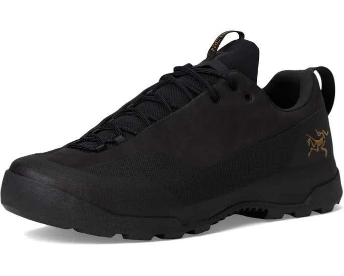 Водонепроницаемые ботинки Arc'teryx Konseal GTX с мембраной GORE-TEX и подошвой Vibram XS Flash 2