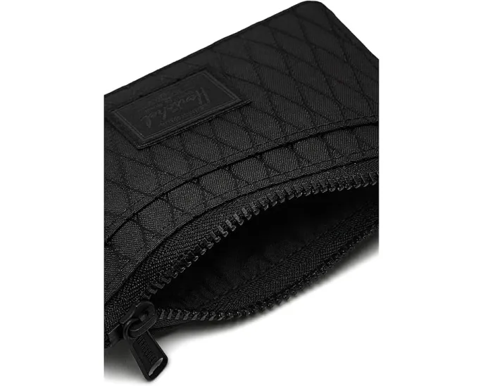 Картхолдер Herschel Supply Co. Oscar из переработанных материалов с защитой RFID