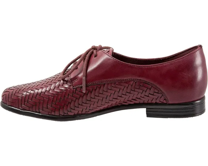 Туфли Trotters Lizzie Herringbone оксфорды с острым носком и резиновой подошвой