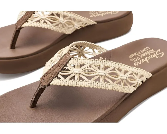 Сандалии SKECHERS Asana Luxe Ocean Breeze 2 с ажурным верхом и просторной посадкой Relaxed Fit