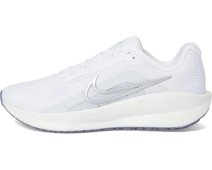 Кроссовки Nike Downshifter 13 с обновленной амортизацией для бега