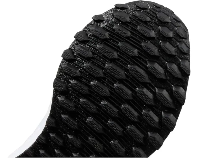 Детские кроссовки New Balance Fresh Foam 650 с эластичными шнурками и верхней липучкой