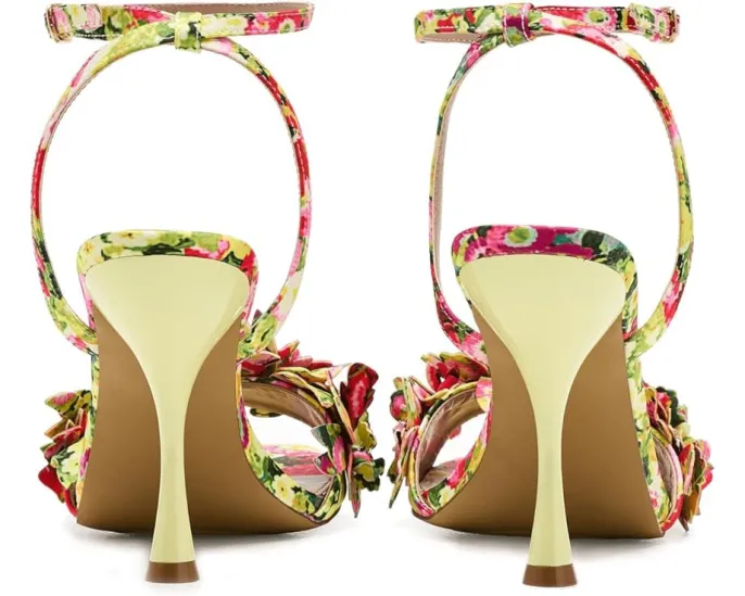 Туфли Blue by Betsey Johnson Hilley с цветным каблуком и аппликацией цветка