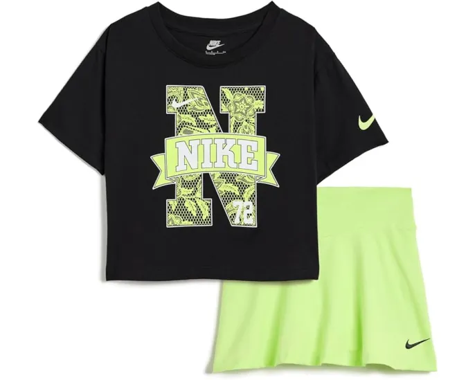 Спортивный костюм Nike с шортами и футболкой для малышей салатовый
