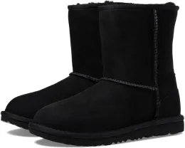Угги UGG Kids Classic II для детей из овчины с подошвой Treadlite