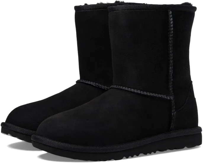 Угги UGG Kids Classic II для детей из овчины с подошвой Treadlite