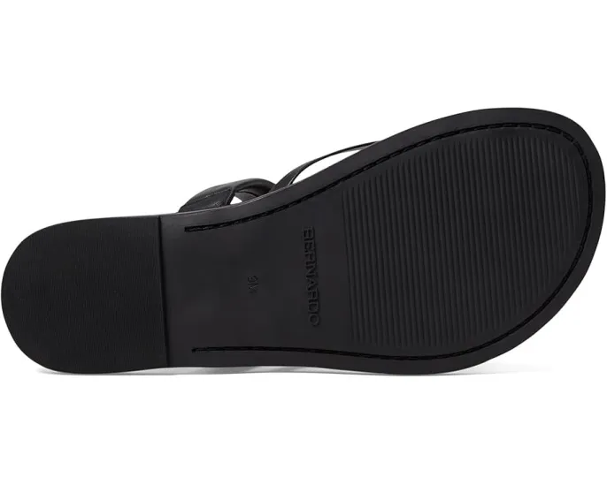 Сандалии Bernardo Leia с открытым носком и мягкой стелькой