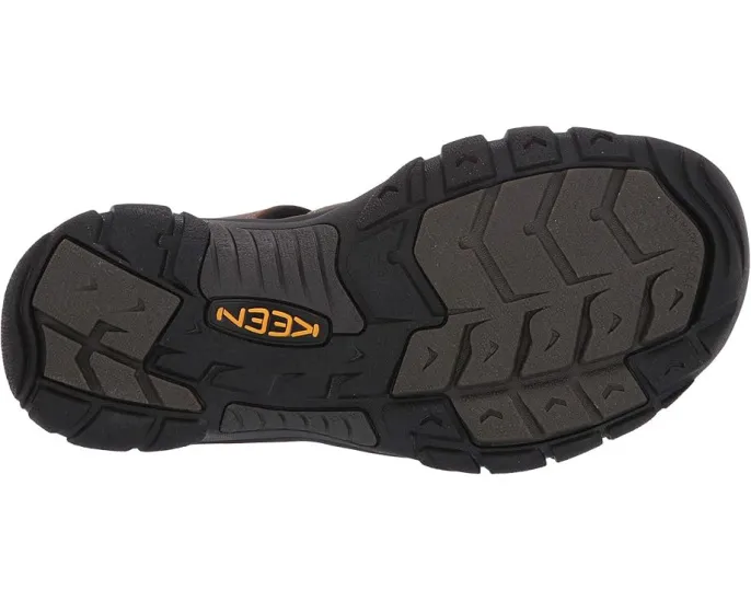 Кроссовки KEEN Newport с водонепроницаемым верхом и защитой носка