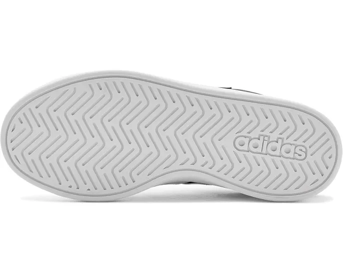 Детские кроссовки adidas Grand Court 3.0 с круглым носком и резиновой подошвой