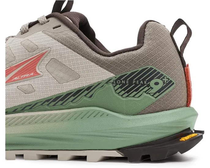 Трейловые кроссовки Altra Lone Peak 9+ с подошвой Vibram Megagrip