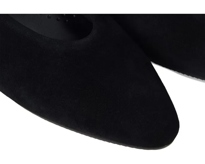 Туфли Vaneli Gracie с острым носком и поддержкой свода стопы