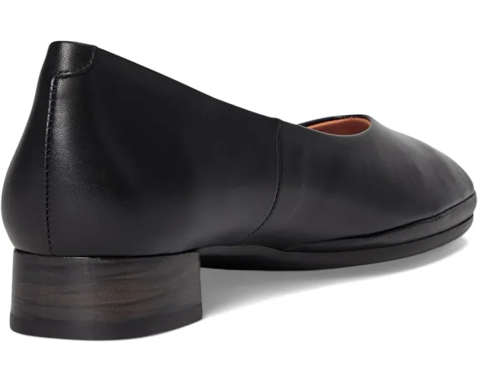 Туфли PIKOLINOS Ubeda на низком каблуке с квадратным носком