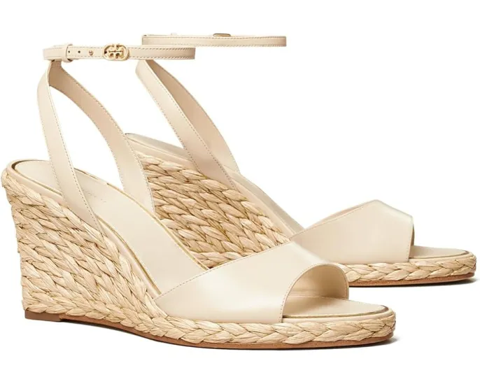 Сандалии Tory Burch Raffia Sandal Wedge 80 мм с плетением и миндалевидным носком