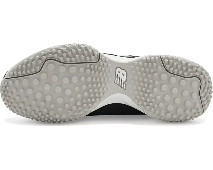 Софтбольные бутсы New Balance Fuse V5 Turf для игры на искусственном покрытии