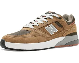 Кроссовки New Balance 933 Andrew Reynolds черные